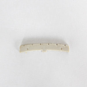 Graph Tech TUSQ XL Strat Style Nut Curved Bottom,43mm*3.2mm*5mm,#(BQL-5000-00)