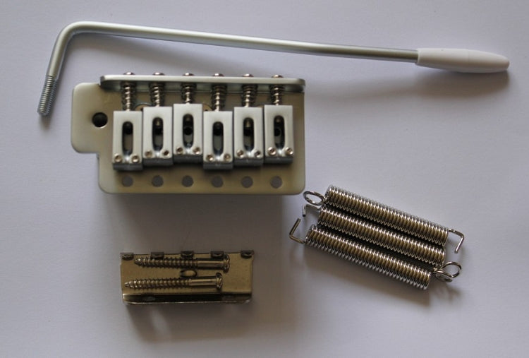 Satin Chrome,Strat Tremolo Gutiar Bridge CHROME Tail,10.5mm string space,with half slope block,SB-001SATINCR