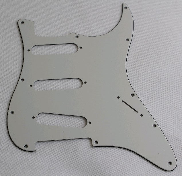 Stratocaster Standard pickguard 3ply,Parchment, fits fender,but no potentiometer mountring holes